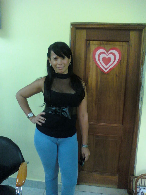 Date this delightful Dominican Republic girl Maria yesenia from Dominican Republic DO7071
