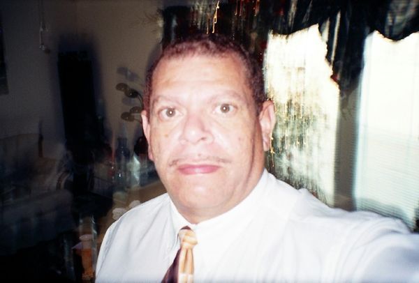 Date this young United States man Larry from Macon US9273