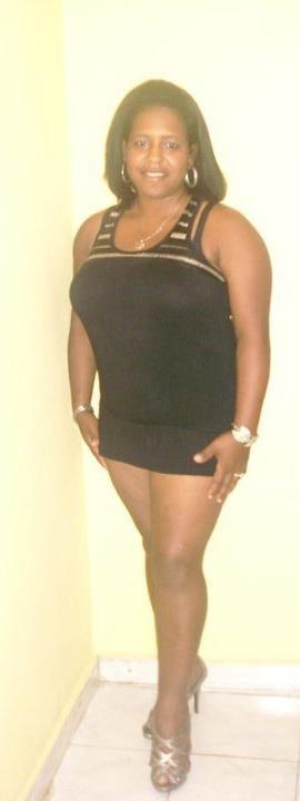 Date this stunning Dominican Republic girl Sandra Hiraldo from Santiago DO7121