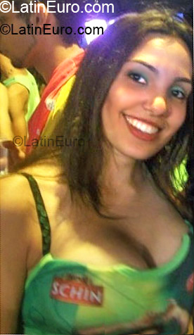 Date this voluptuous Brazil girl Riquilda from Trindade BR4985