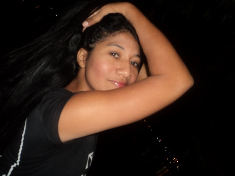 Date this hard body Brazil girl Wyanny from Ipora BR4999
