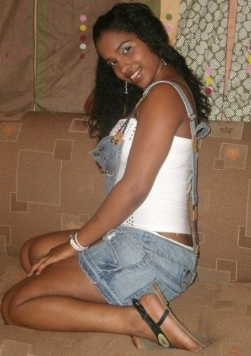 Date this young Dominican Republic girl Cristal melende from San Juan De La Maguana DO7204