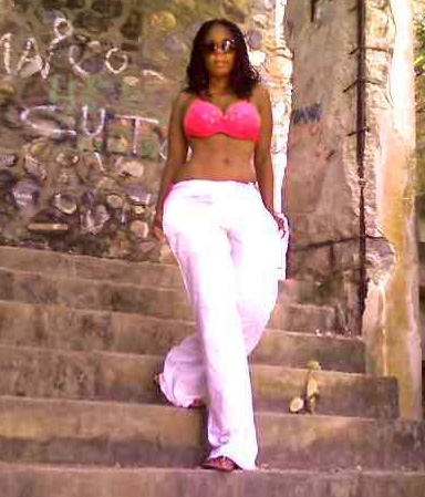 Date this sensual Dominican Republic girl Ruth from Santo Domingo DO7339