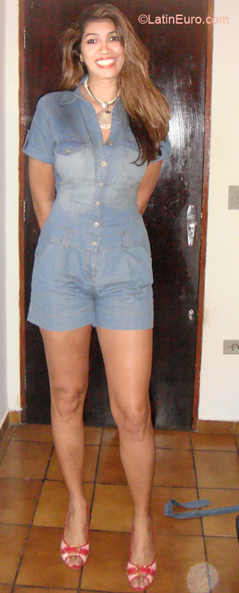 Date this sultry Brazil girl Vera from Sao Jose Dos Campos BR5134