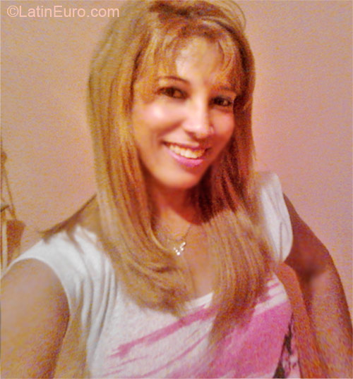 Date this sensual Brazil girl Graciane from Rio De Janeiro BR5206