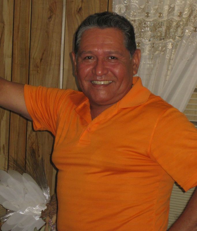 Date this lovely United States man Luis from Houston HN315