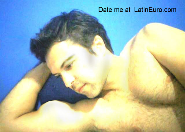 Date this georgeous Brazil man Rodrigo from Marilia BR5226
