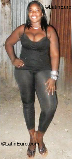 Date this charming Jamaica girl Mantha from St.catherine JM247