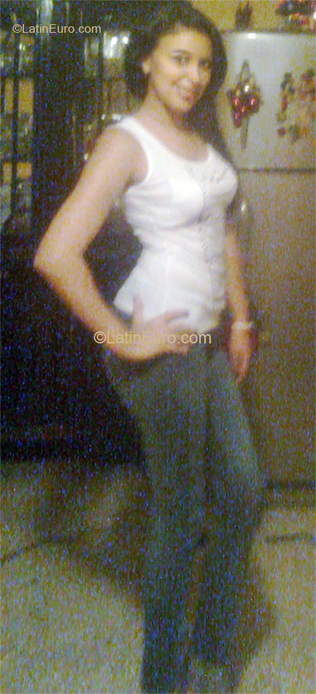 Date this attractive Ecuador girl Lisslas from Guayaquil EC112