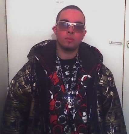 Date this young United States man MIGUEL from Brooklyn US9727