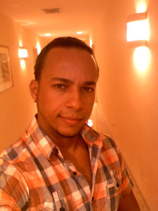 Date this voluptuous Dominican Republic man Luis eduardo melendez from Santo Domingo DO7590