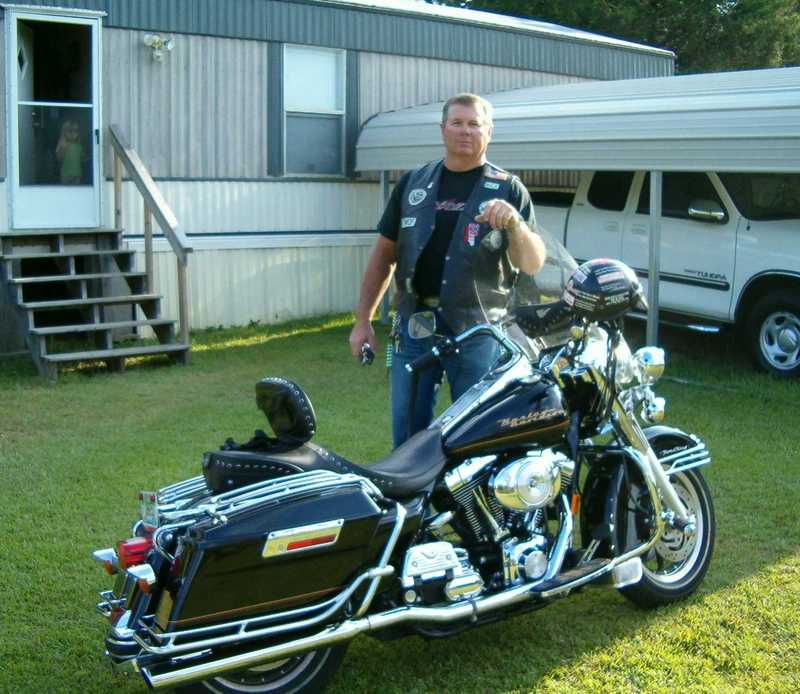 Date this lovely United States man Tracy from Hattiesburg US9771