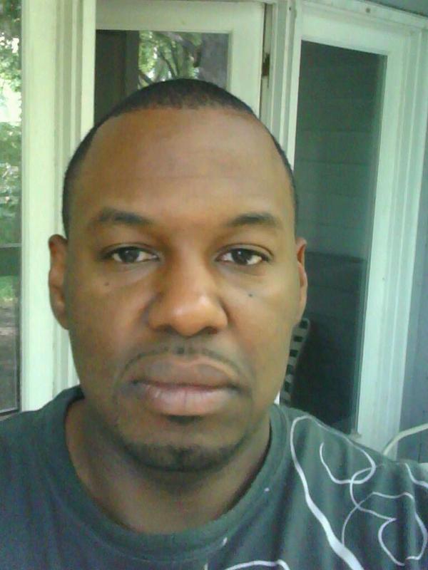 Date this pretty United States man Marcus from Dallas US9783