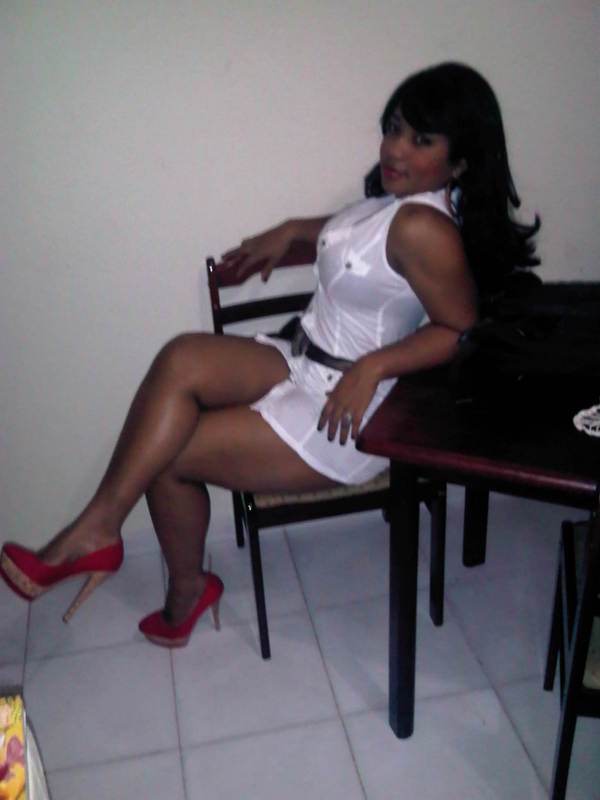 Date this nice looking Dominican Republic girl Rachelle from Santiago DO7665