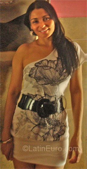 Date this sultry Panama girl Zeina from Panama City PA100