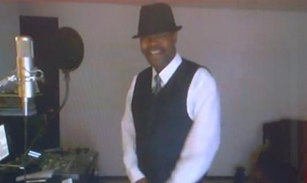 Date this nice looking United States man 2cold1 from Green Bay US9853