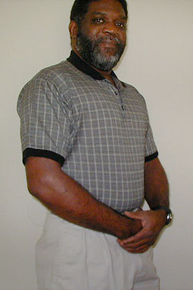 Date this tall United States man Roger from Westminster US9902