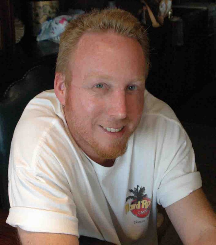 Date this pretty United States man Mark from Perris US9946