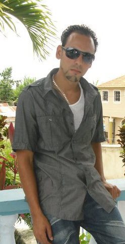 Date this funny Dominican Republic man Yonathan from Santiago DO7839