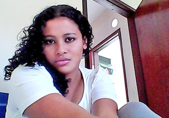 Date this tall Brazil girl Araceli from Jaragua Do Sul BR5529