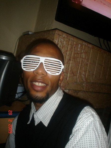Date this sensual Belgium man Sexyblackman from Antwerp BE66