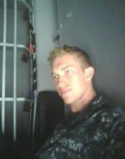 Date this gorgeous United States man Cory from Kansas City US10265