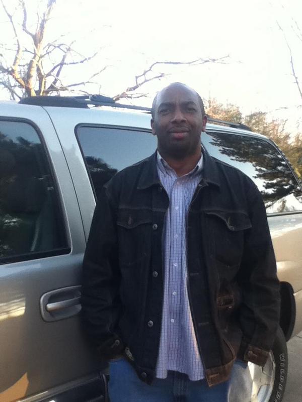 Date this lovely United States man Charles from Tulsa US10335