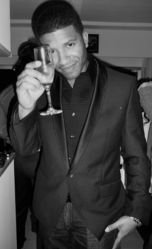 Date this pretty United States man Kimbo from Orlando US10385