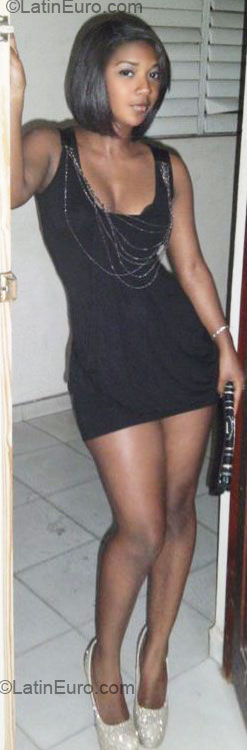 Date this tall Dominican Republic girl Cole047 from Santiago DO8049