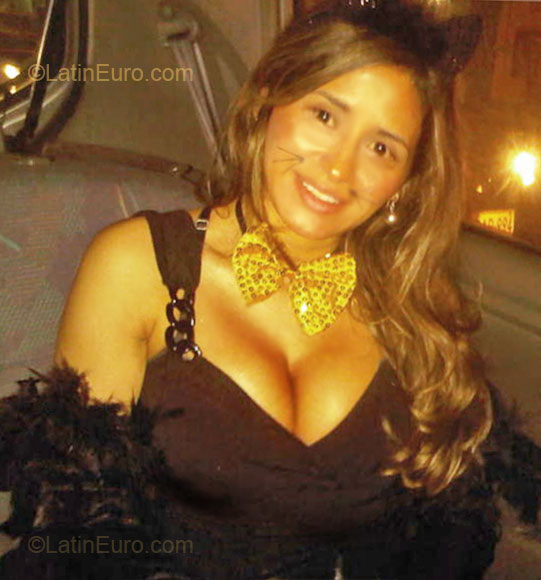 Date this exotic Colombia girl Marcela from Bogota CO7314