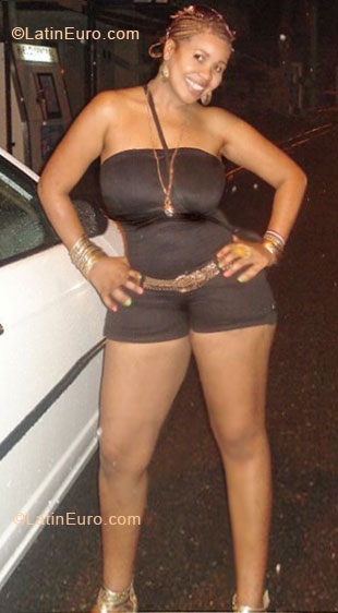 Date this tall Dominican Republic girl Eslayne from Puerto Plata DO8118