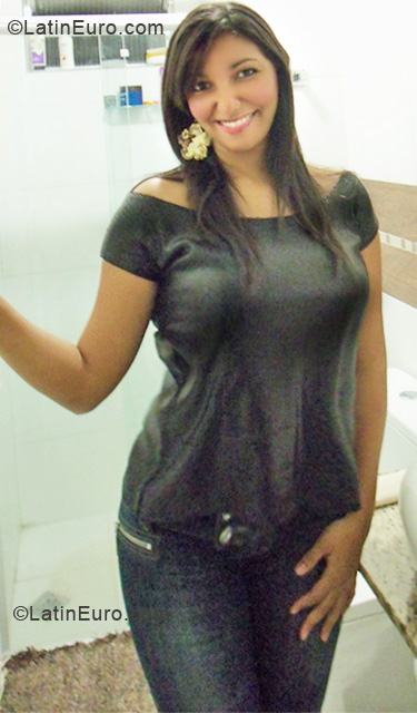 Date this gorgeous Brazil girl Luciana from Aracaju BR6883