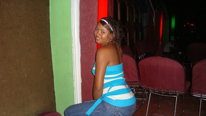 Date this happy Dominican Republic girl Madelin from Santiago DO8213