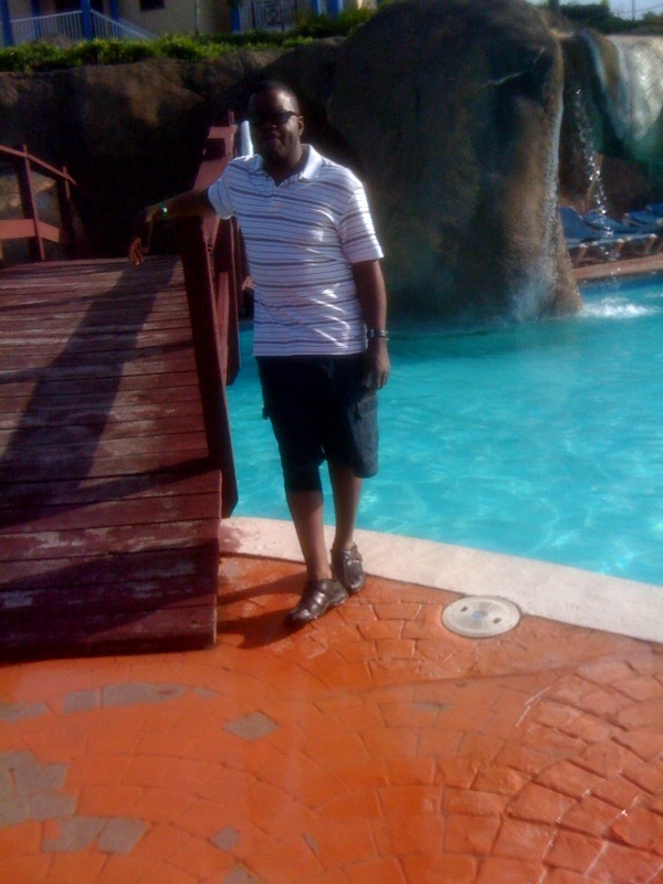 Date this charming United States man Dennis from Washington DO8229