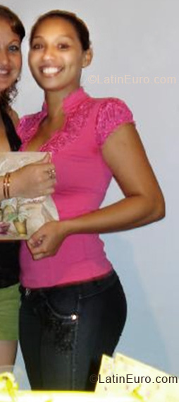 Date this hard body Ecuador girl Geovana from Quito EC137