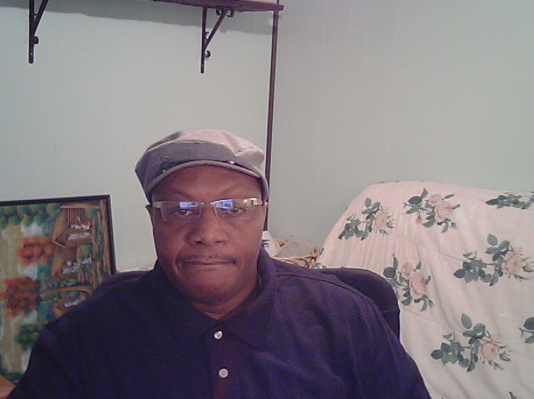 Date this young United States man IAMYOURMAN from Nanuet US10674