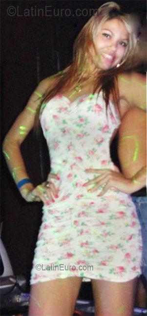 Date this exotic Brazil girl Dayane from Goiania BR5841