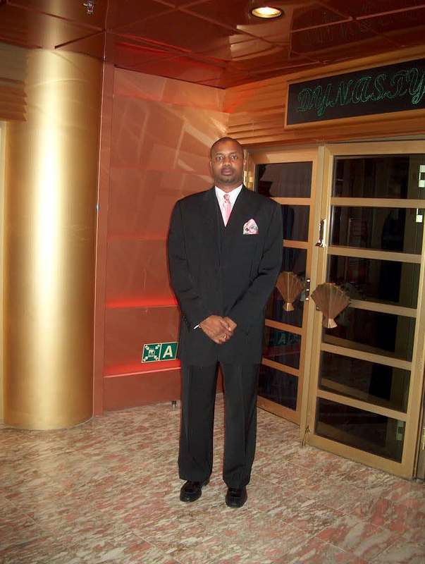 Date this happy United States man Stevesaab from Capitol Heights US10834