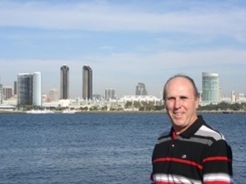 Date this charming United States man IB-ED from Imperial Beach US10946