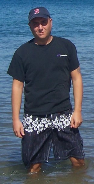 Date this fun United States man Muzikman from Northampton US11037