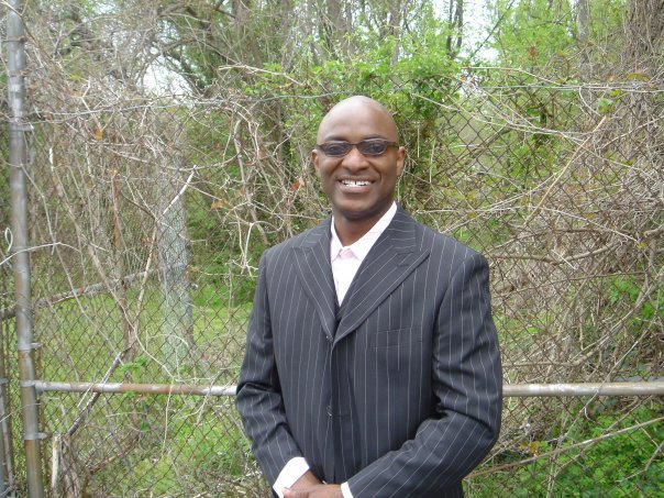 Date this young United States man Redohj from Decatur US11078