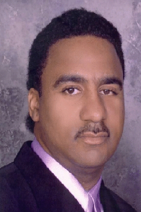 Date this funny United States man Roberto from Houston US11119
