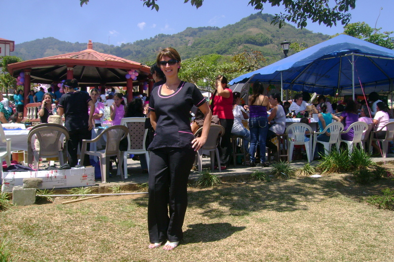 Date this passionate Costa Rica girl Daisy lucia from San Jose CR74