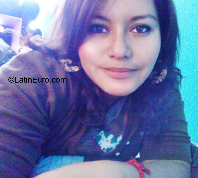 Date this hot Mexico girl Fabiola from Mexico City MX386