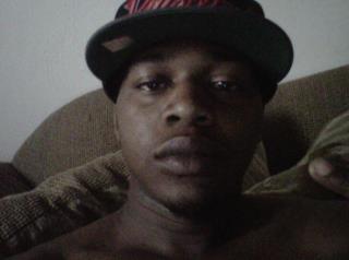 Date this fun United States man Linwood from Chesapeake US11245