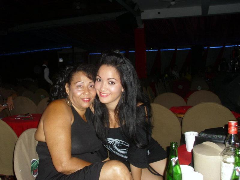 Date this beautiful Dominican Republic girl Michelle from La Vega DO9348