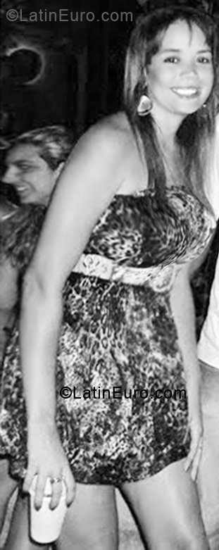 Date this exotic Brazil girl Daniela from Cuiaba BR6092