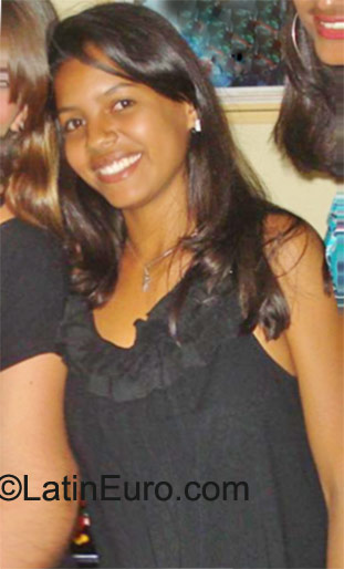 Date this lovely Brazil girl Silvana from Sao Paulo BR6082