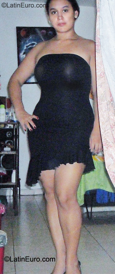Date this voluptuous Colombia girl Sandra from Palmira CO8249