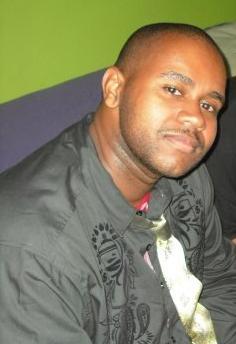 Date this hard body United States man Hydesson from Newark US11538